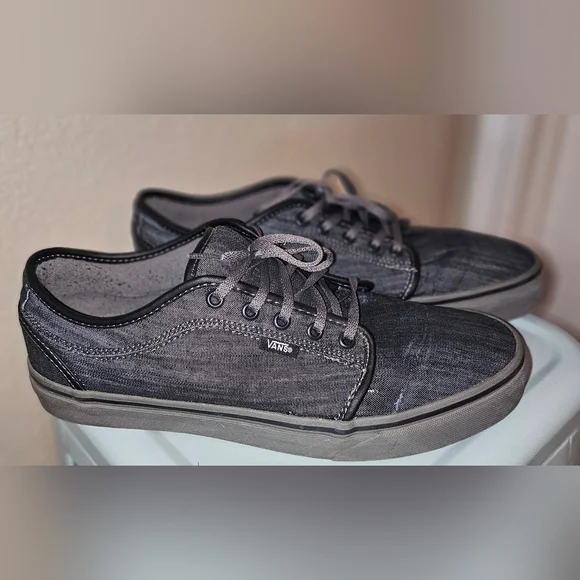 Vans Gray Low-Top Skate Sneakers - Picture 1 of 6